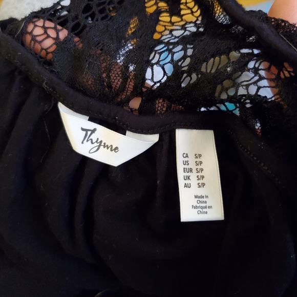 Small nursing top - Picture 2 of 2